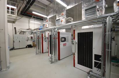 kompresorová stanice s kompresory Gardner Denver s využitím odpadního tepla  (vč. izolace vzduchotechnického potrubí)